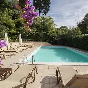 https://residence-le-fontanelle.it-tuscanyhotel.com