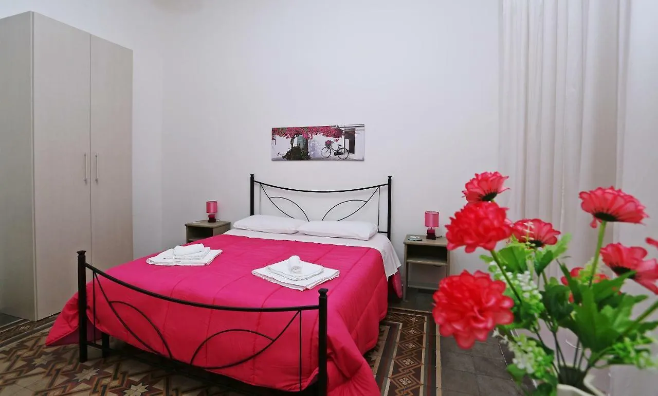 Bed & Breakfast Bed and Breakfast Rest And Go Palermo Italia